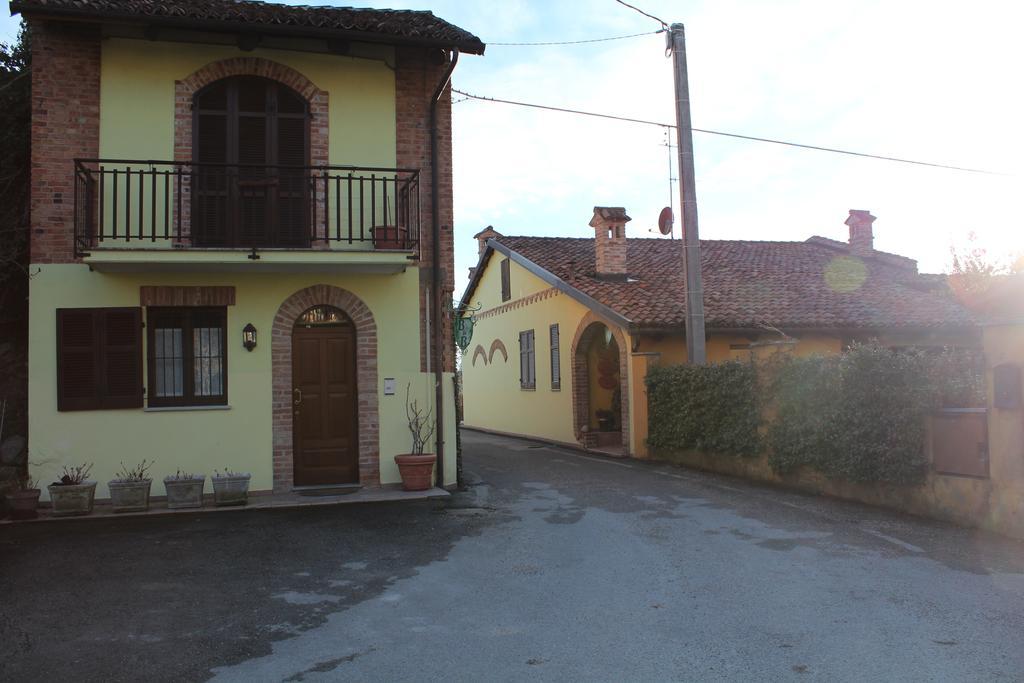 Bed and Breakfast Tra... Monti E Vigne à La Morra Extérieur photo